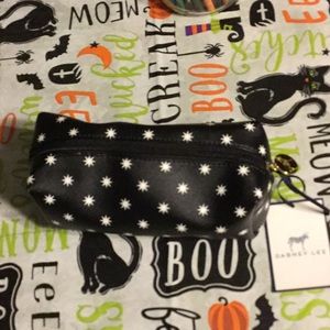 Oabney Lee makeup bag